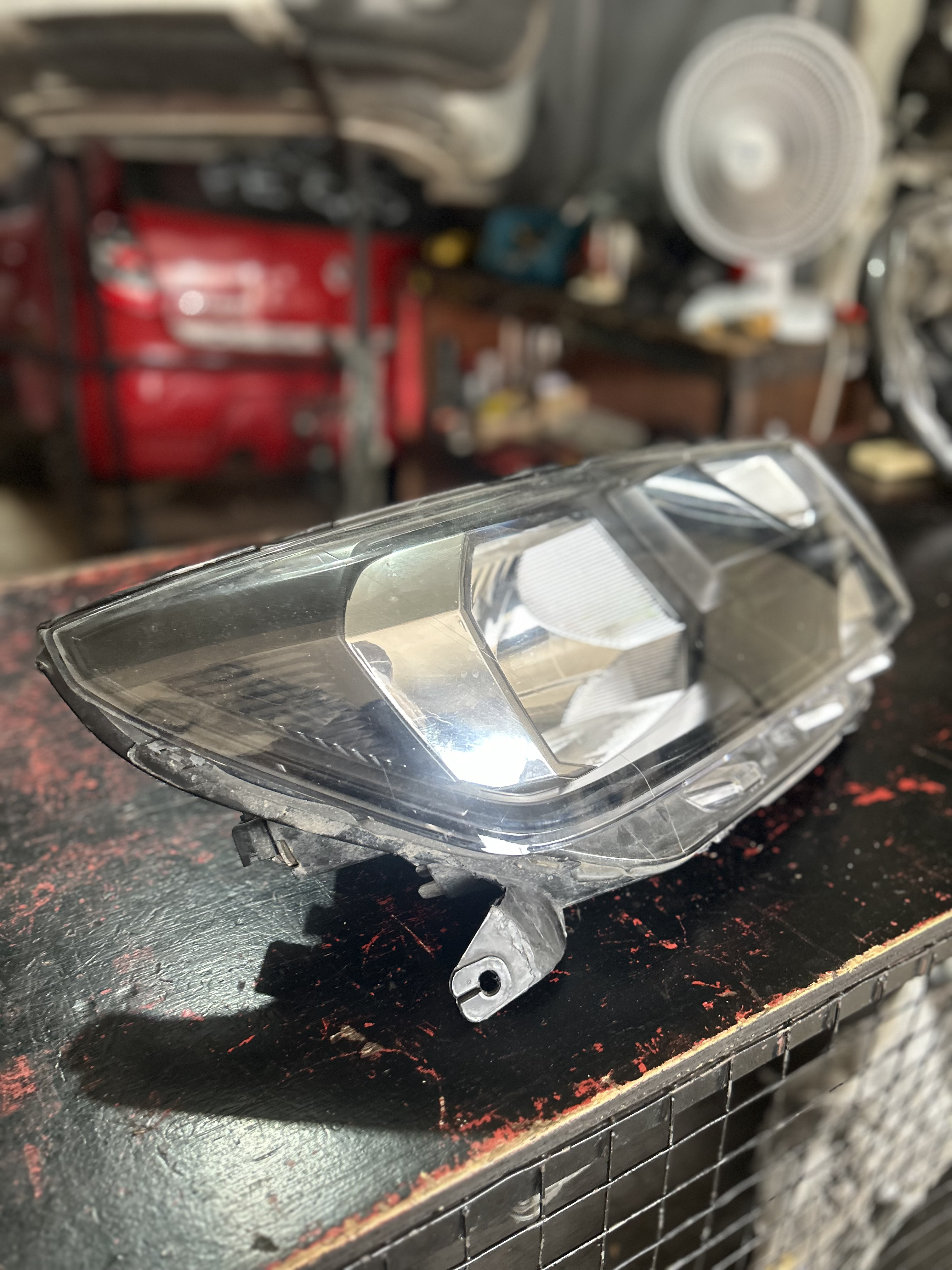 Farol Saveiro/gol G8 L.D (recuperado Em Perfeito Estado) - Imagem 2