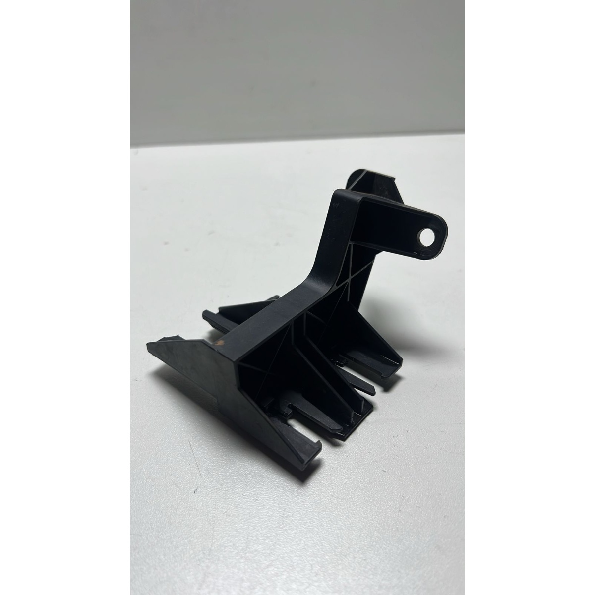 Suporte Chicote Injeção Volkswagen Tiguan 2010 06j971845