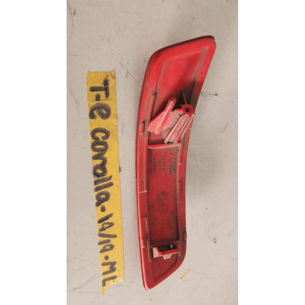 Refletor Para-choque Traseiro Lado Esquerdo Corolla 14/19 Có Vermelho - Imagem 2