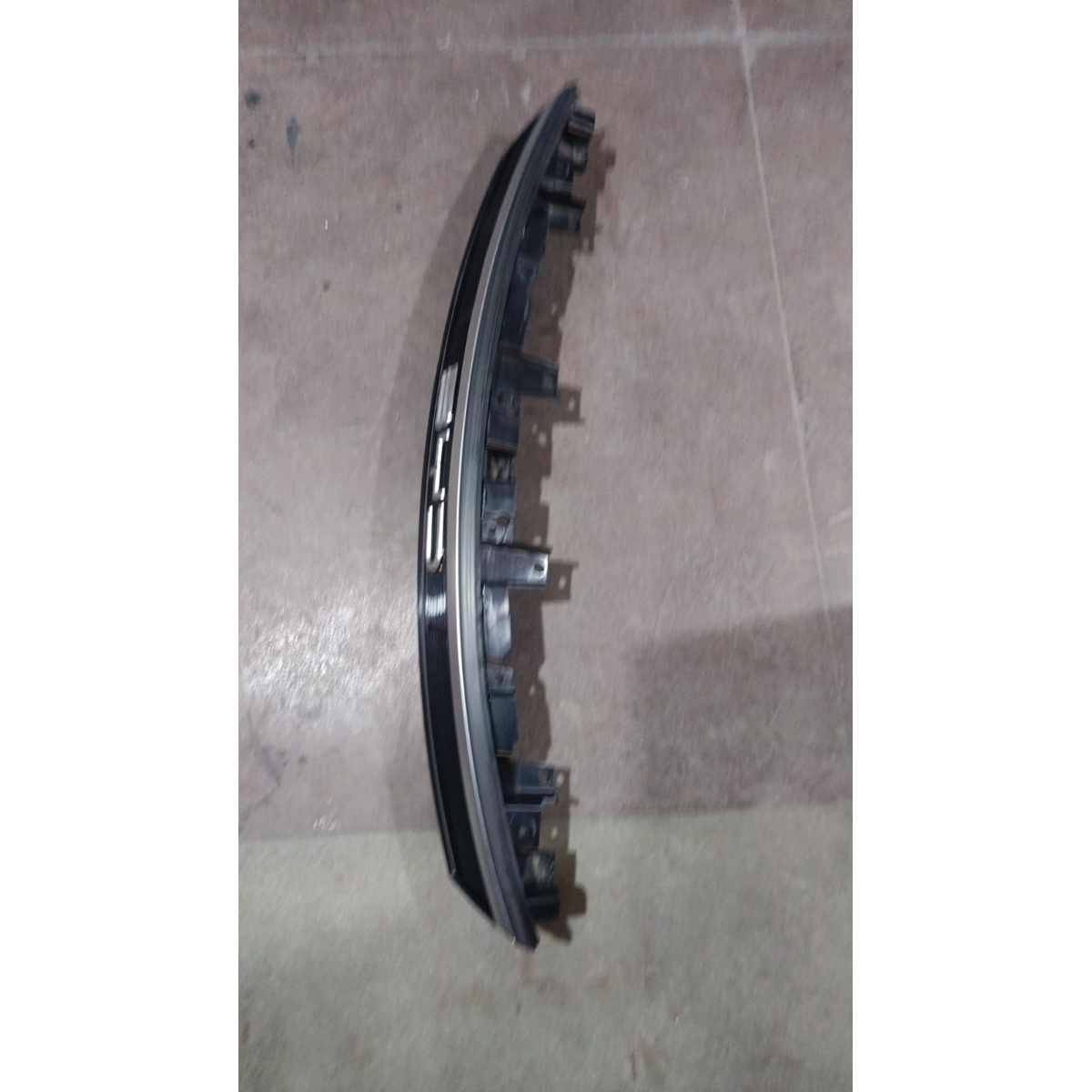 Grade Dianteira Byd Original Com Detalhe Como Mostra Nas Fot Preto Original - Imagem 3