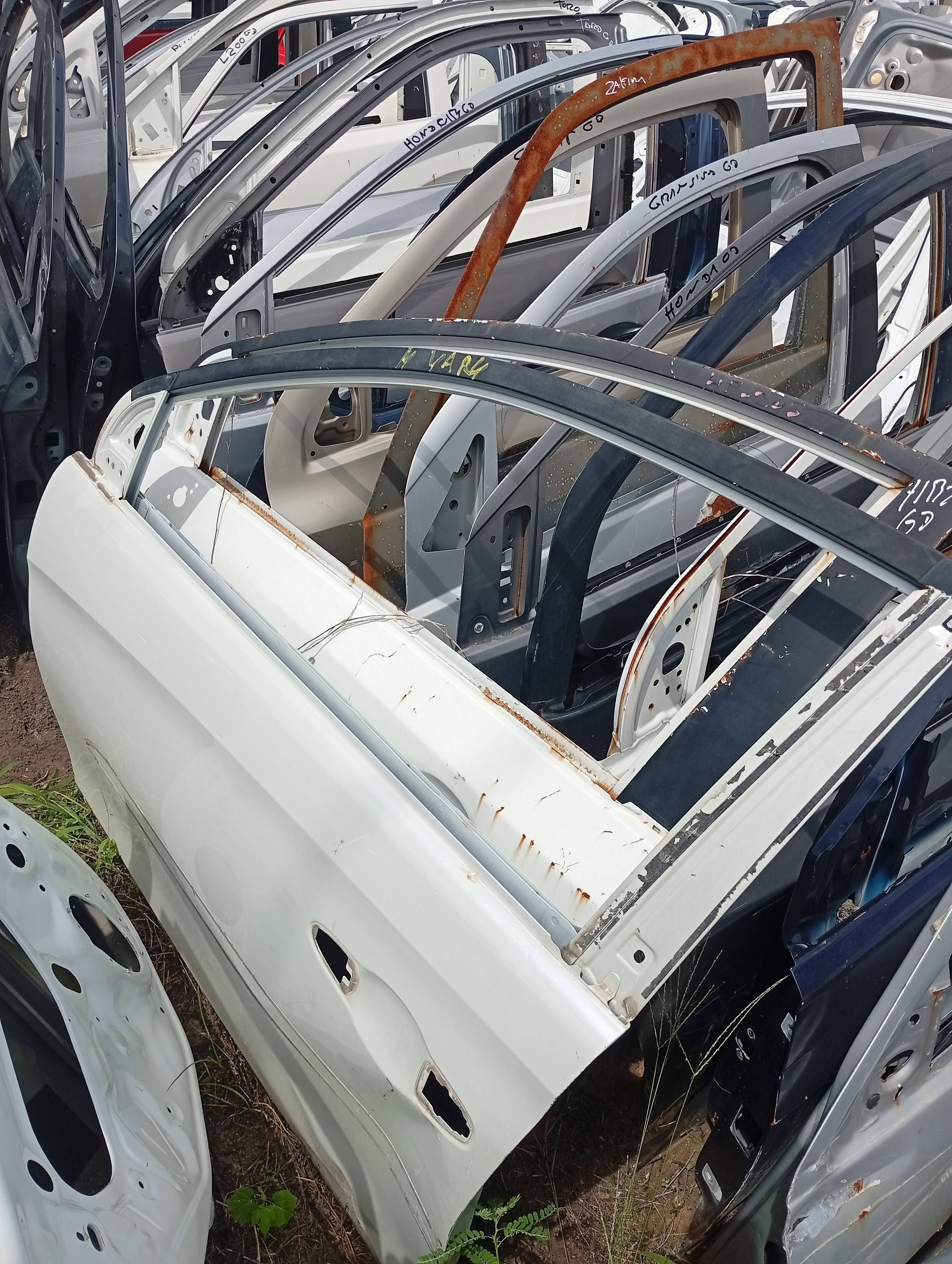 Porta Dianteira Toyota Yaris 2019 2020 2021 2022 A 2025 LE
