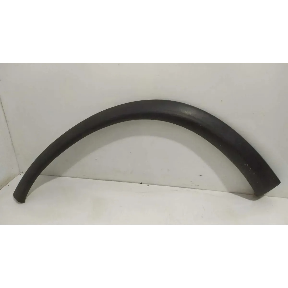 Moldura Acabamento Para-Lama L Direit Gm Corsa 96/02 (Usad)