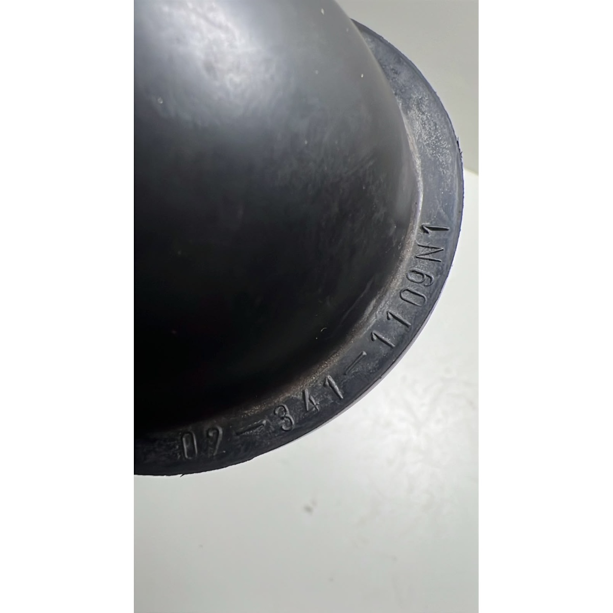 Tampas Borracha Farol Vw Passat 2011 a 2015 02-341-1109n1 - Imagem 4
