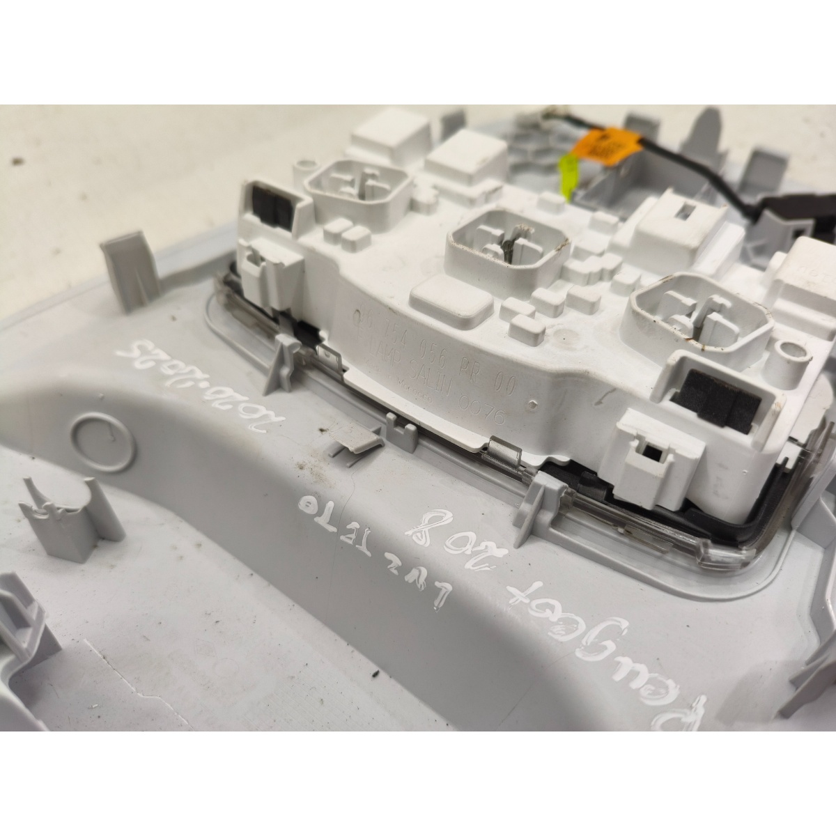 Luz De Teto Dianteira Peugeot 208 2020 2025 9834684880 - Imagem 7