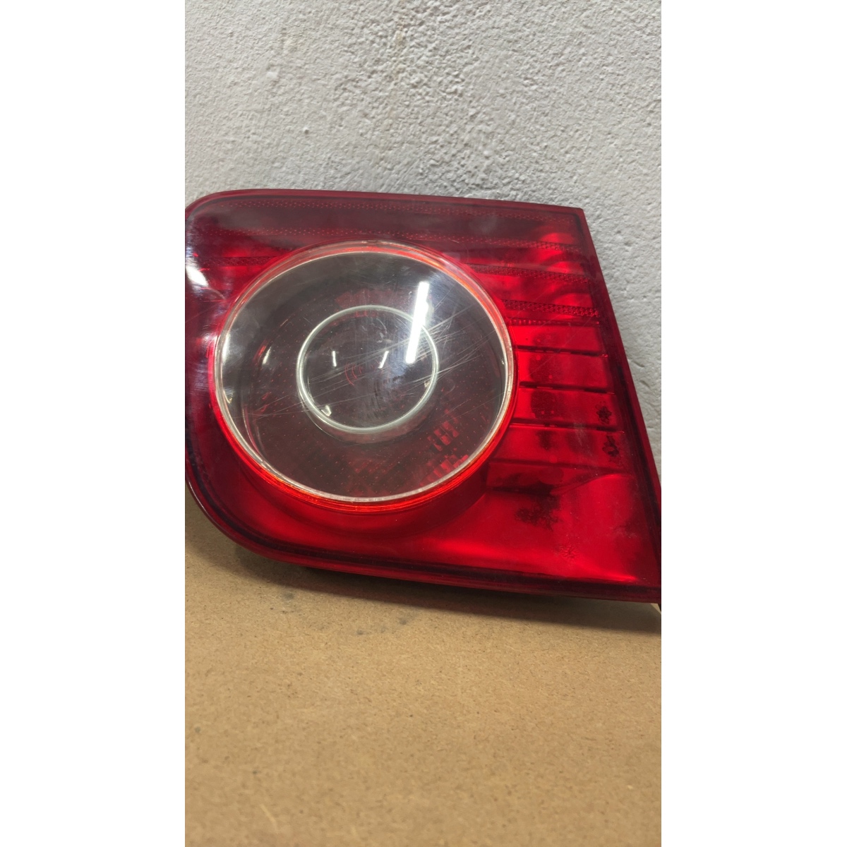 Laterna Traseira Esquerda Polo Sedan 2008 Esquerdo/motorista Vermelho - Imagem 3