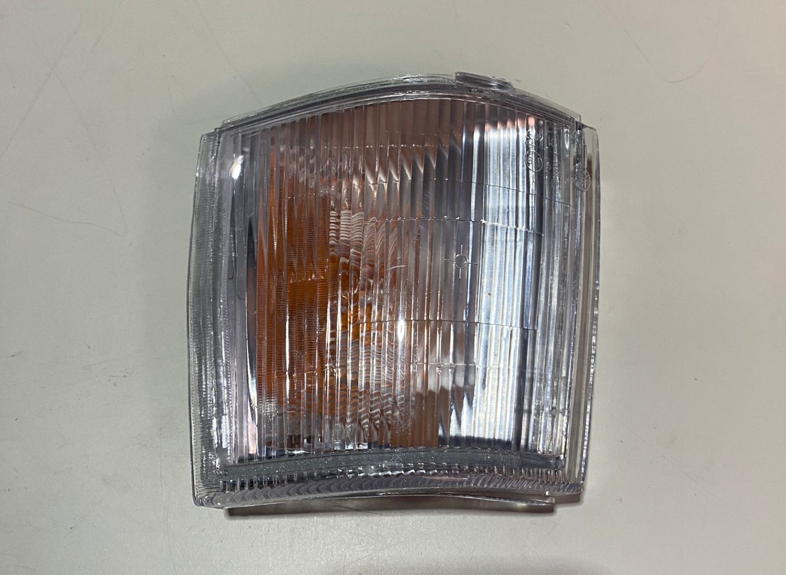 LANTERNA DIANT UNO 1991/2003 CRISTAL LADO ESQUERDO - Imagem 4