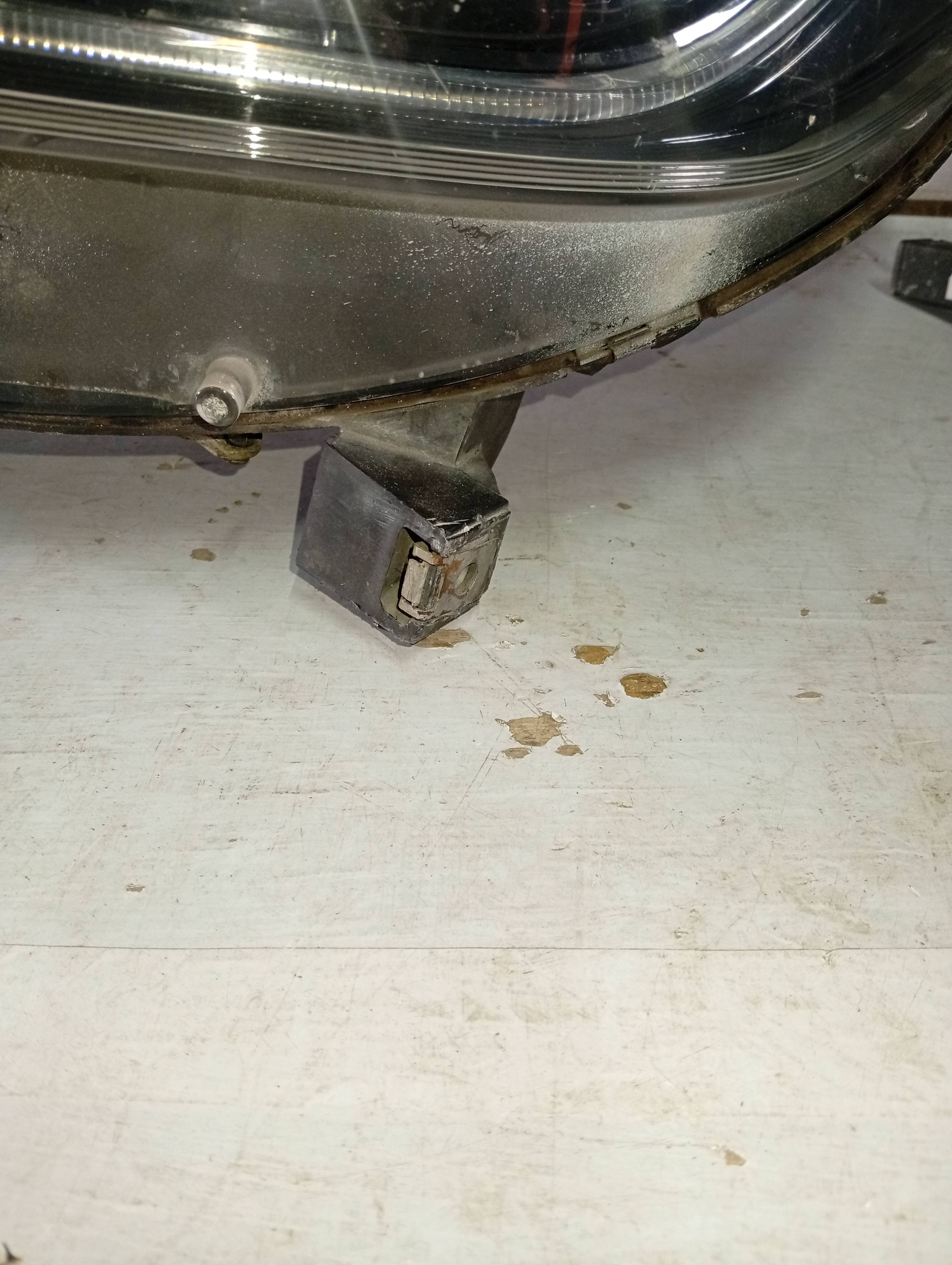 Farol Dianteiro Esquerdo S10 2017/2022 - Imagem 5