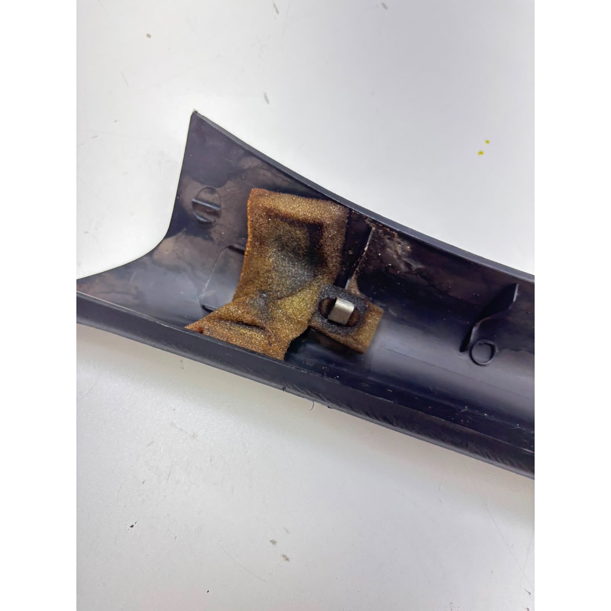 Moldura Acabamento Direita Para Brisa Vectra 97 Original Gm - Imagem 4