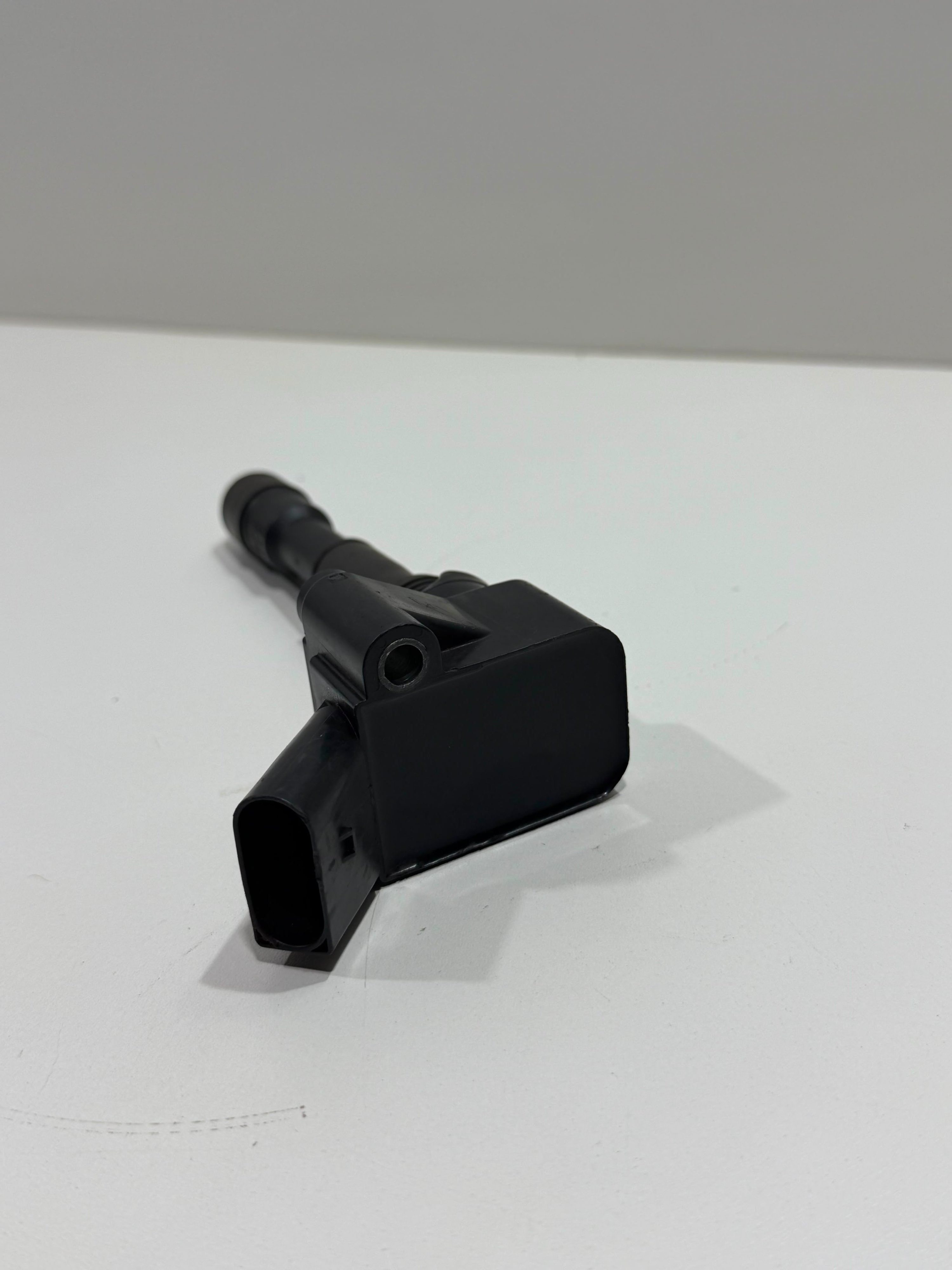 Bobina de Ignição Audi A3 1.8 2013 2014 2015 06l905110c Orig - Imagem 2