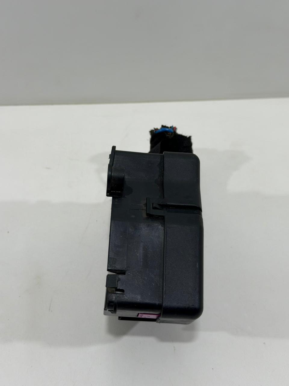 Caixa Fusível Vw Golf 1.6 8v C/abs Sportline 8D1941824 - Imagem 6