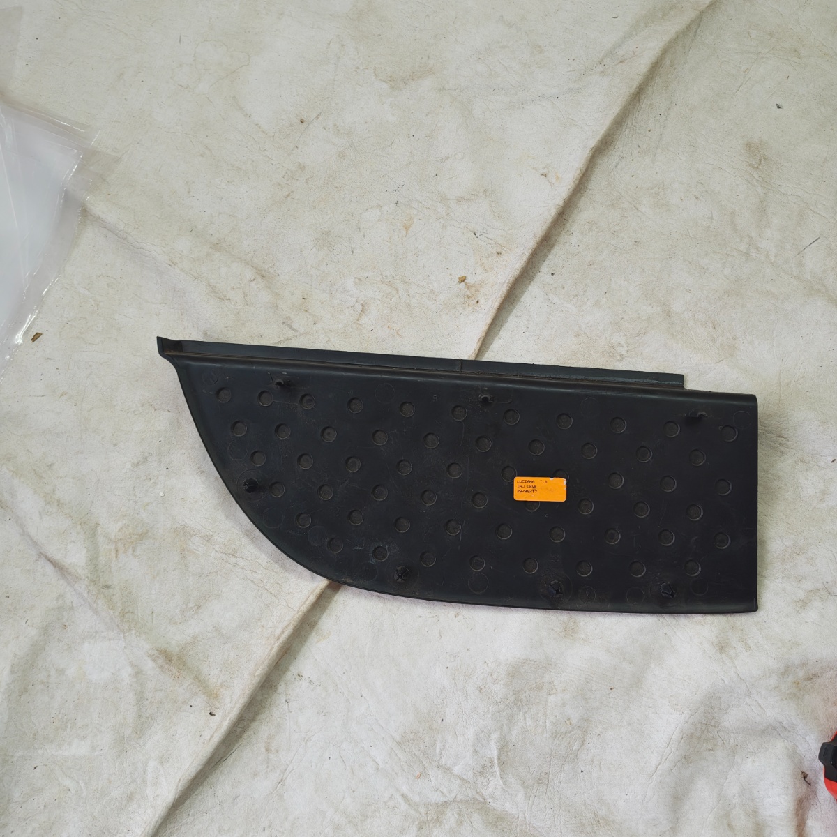 Pisante Traseiro Esquerdo Ford Courier 1998 Ate 2008 - Imagem 4