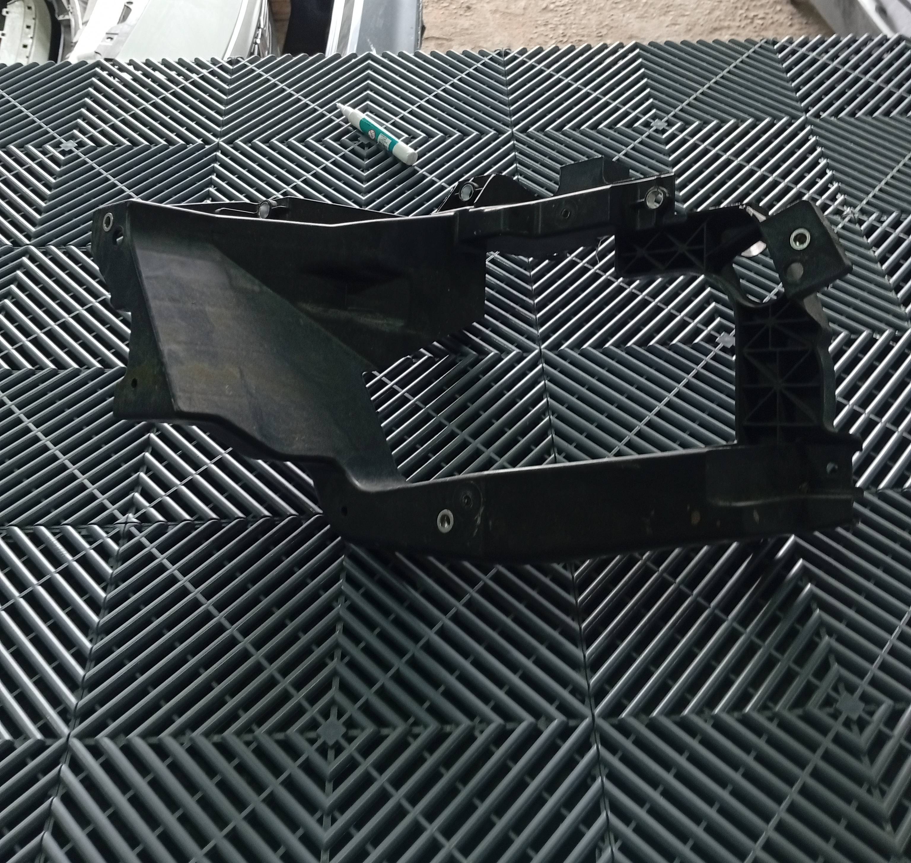 Suporte Farol Esquerdo Fiat Toro - Imagem 2