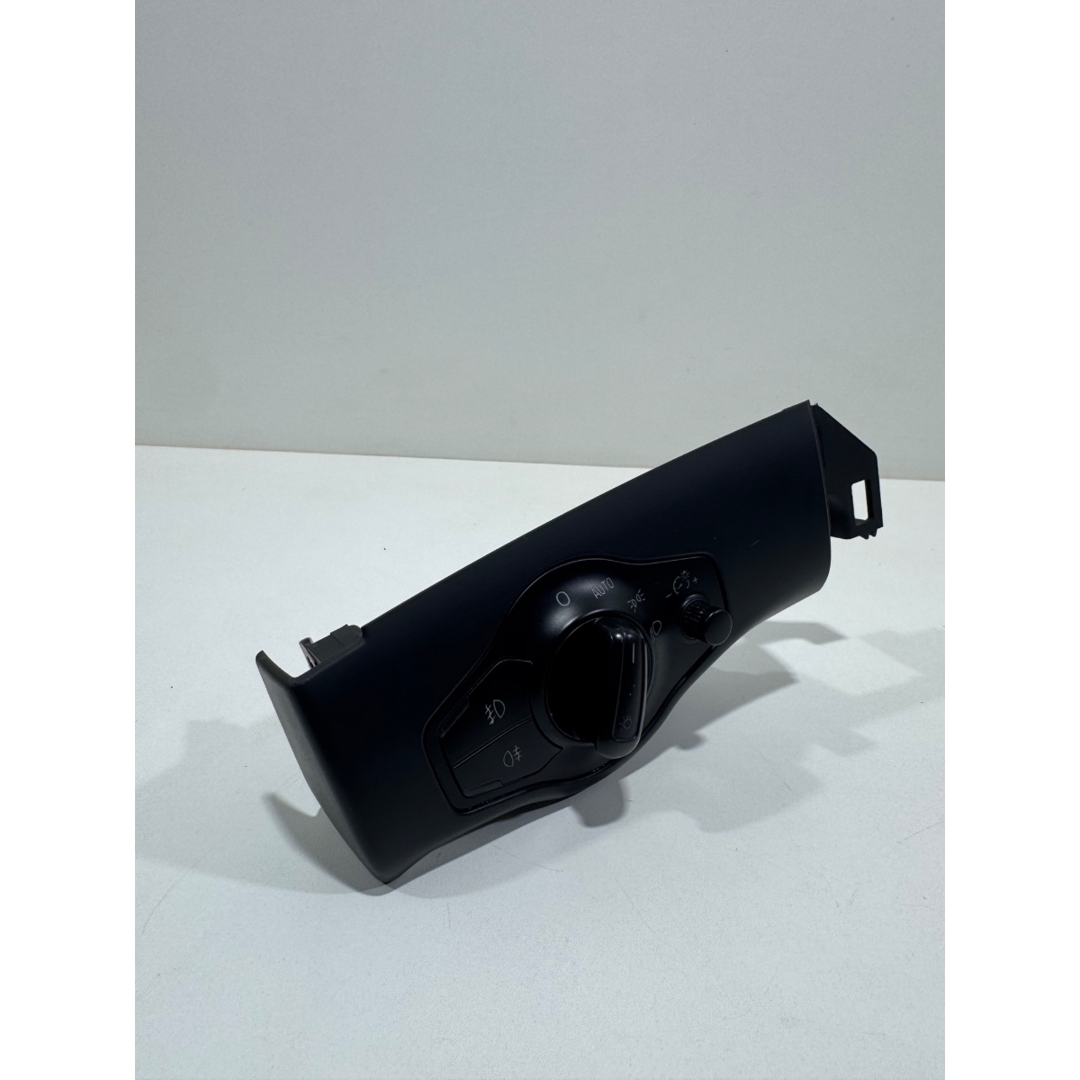 Chave Luz Farol Audi A4 2011 - 8K0941531C - Imagem 2