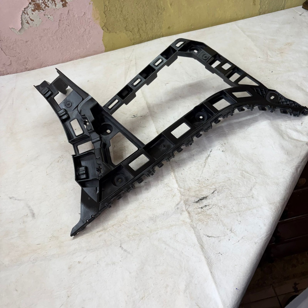 Suporte Guia De Para-choque Jetta 2011 2012 2013 2014 - Imagem 4