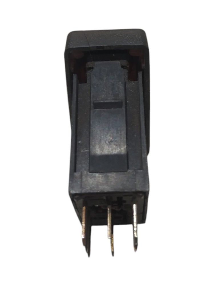 Botão Pisca Alerta Interruptor Gm Classic Corsa 94 93253179 - Imagem 6