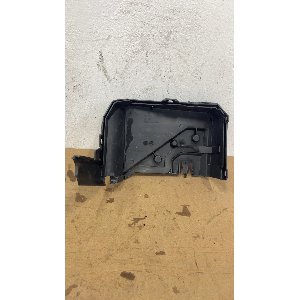 Suporte Caixa De Fusivel Bsi Renault Megane