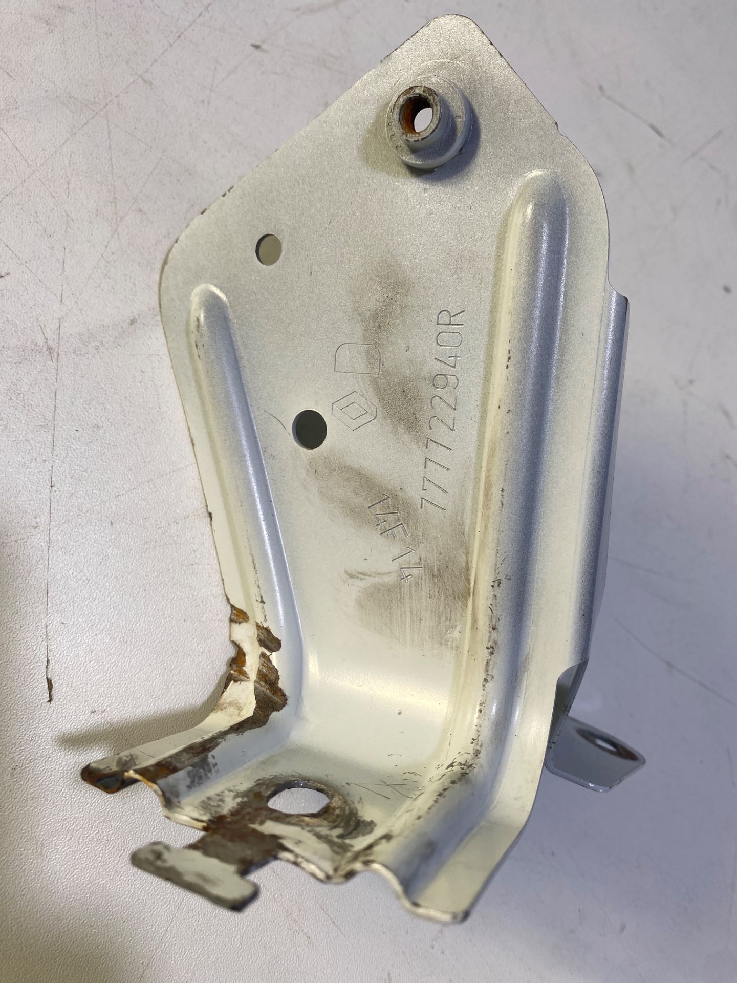 Suporte Trilho Superior  Porta Correr Master 2014 A2022 Orig - Imagem 3