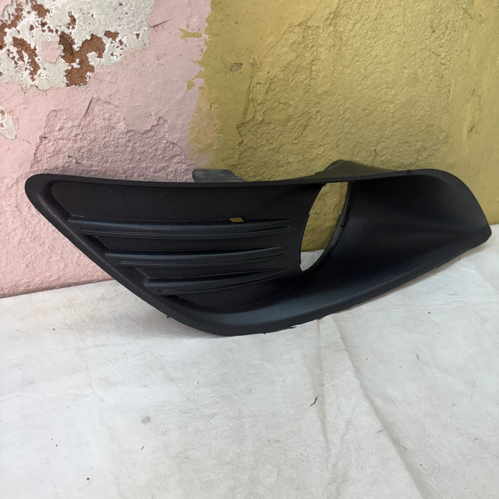 Moldura de Milha Esquerda Ford Focus 2009 a 2013 - Imagem 6