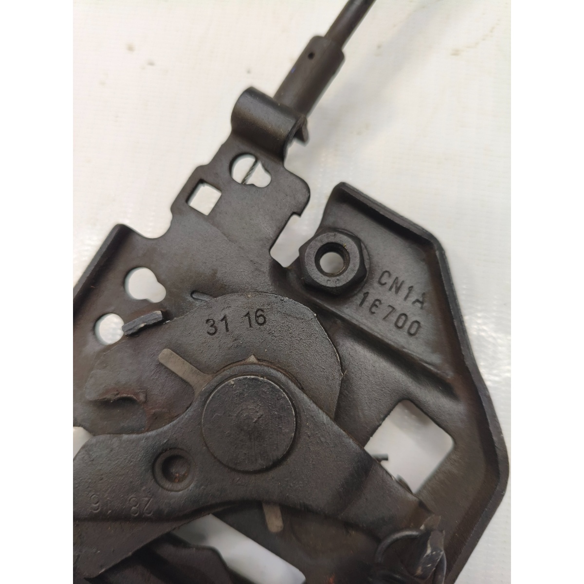 Fechadura Do Capô Ford Ecosport 2013 A 2021 Cn1A16700 - Imagem 3