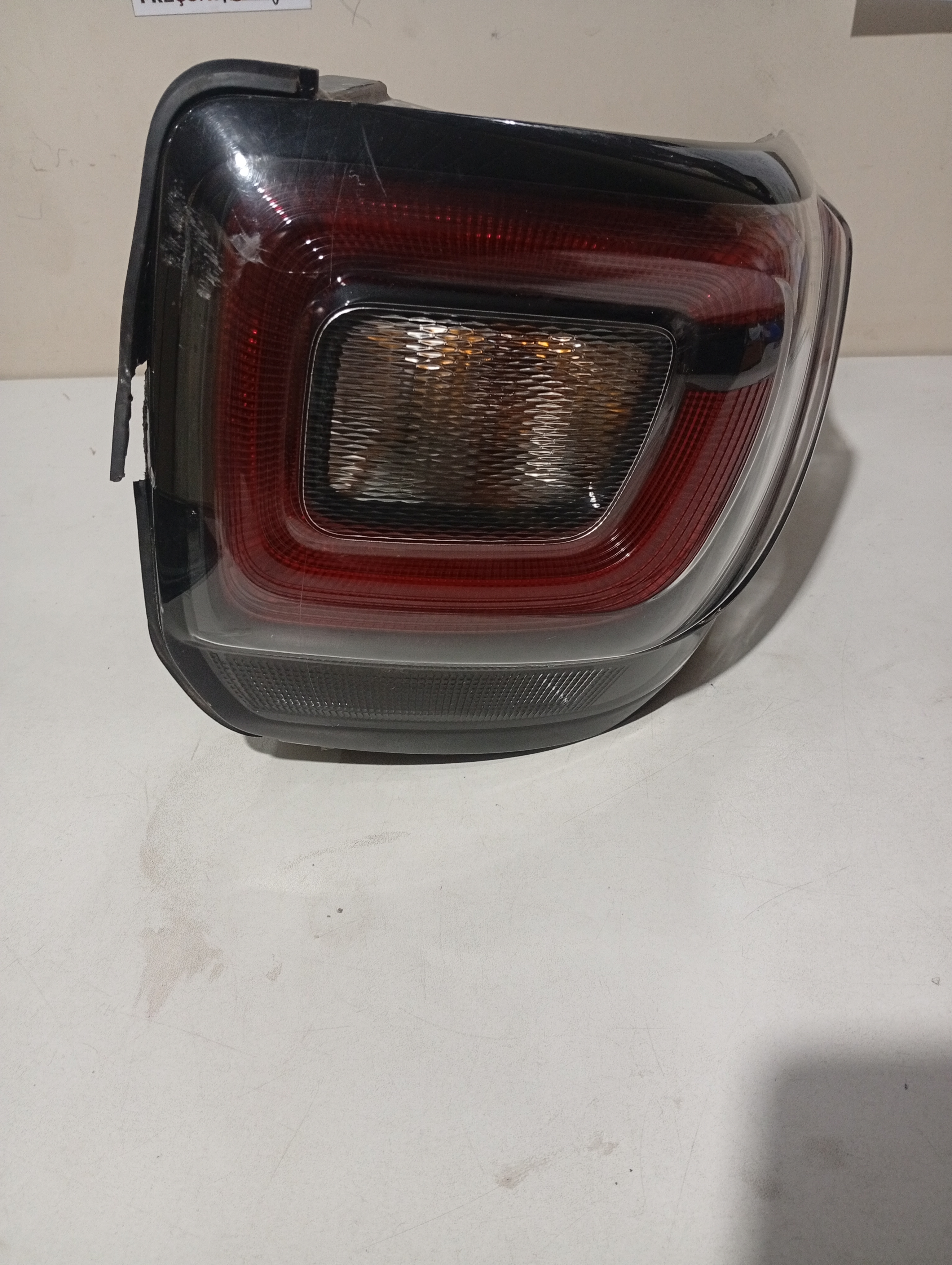 Lanterna Traseira Direita Fiat Strada 2021