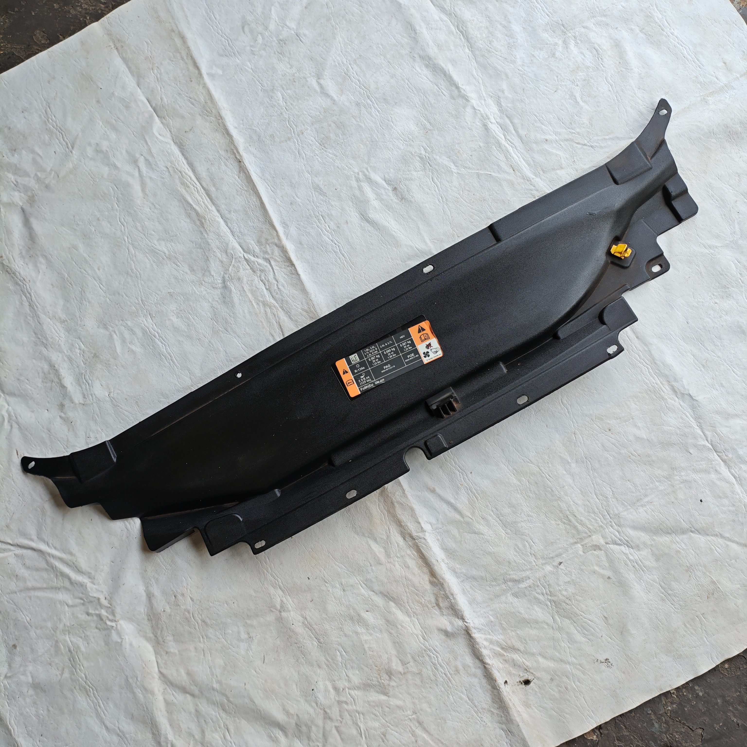 Defletor Superior Radiador Ford Fusion - Imagem 2