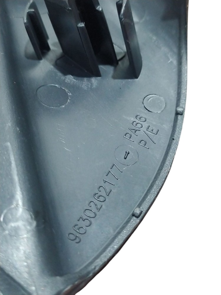 Acabamento Retrovisor Interno Xsara Picasso 9630262177 - Imagem 4