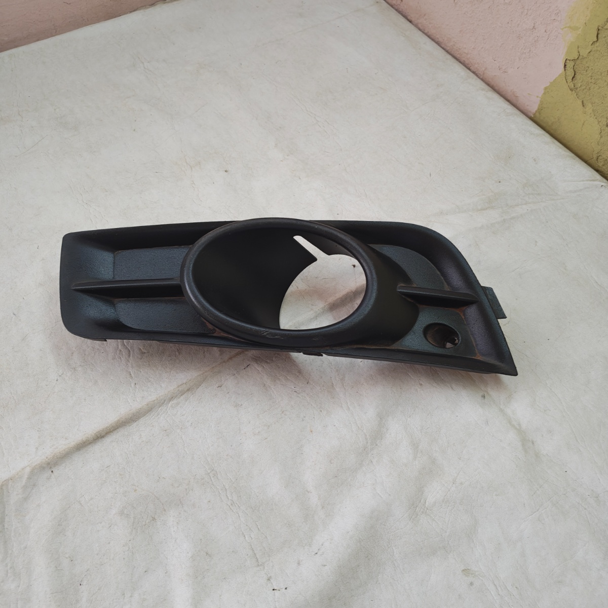 Moldura Farol De Milha Esquerdo Cruze 2012 A 2014 Original Direito