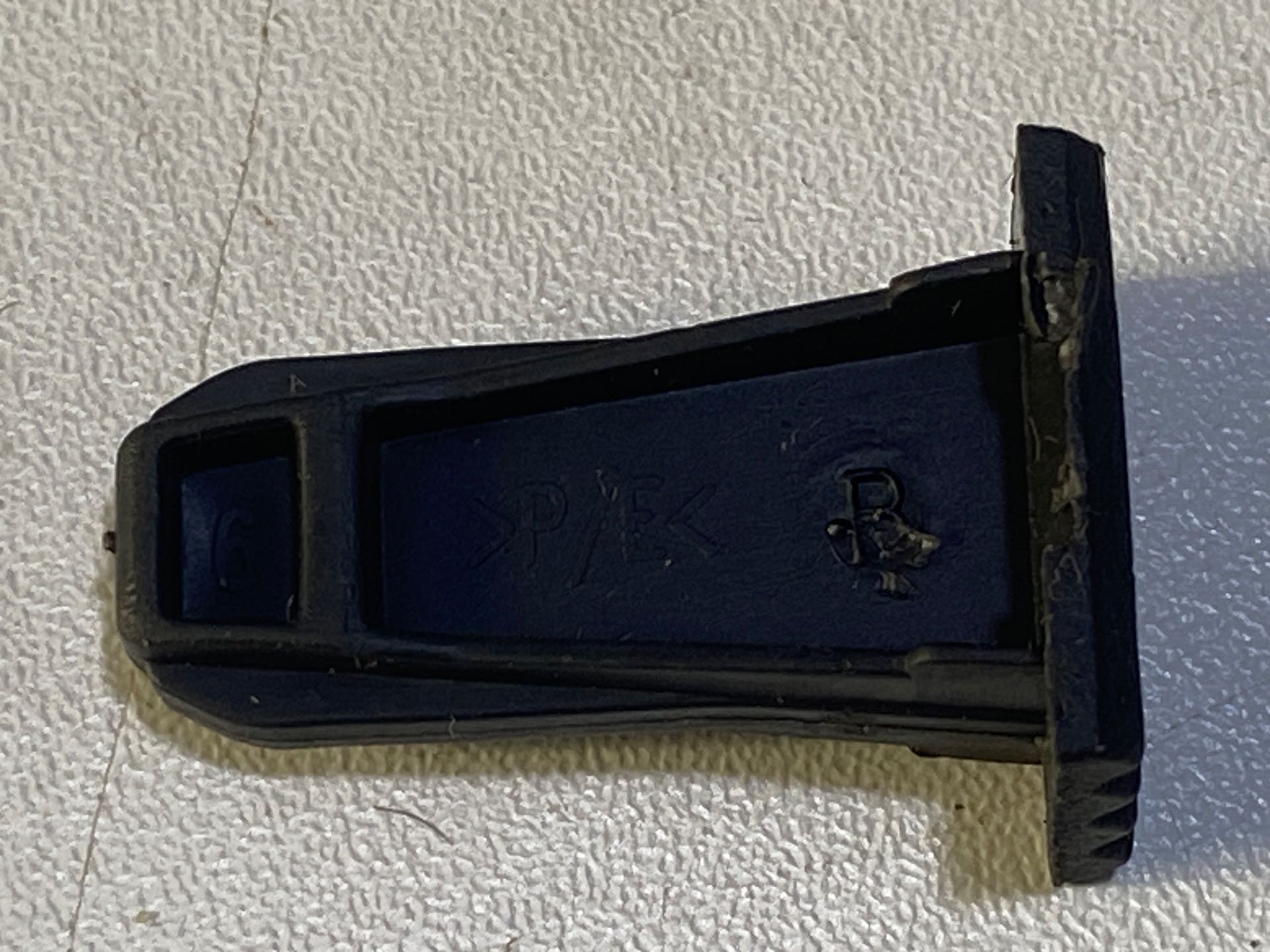 Grampo Moldura Parachoque Renault Master 2014/2022 - Imagem 4