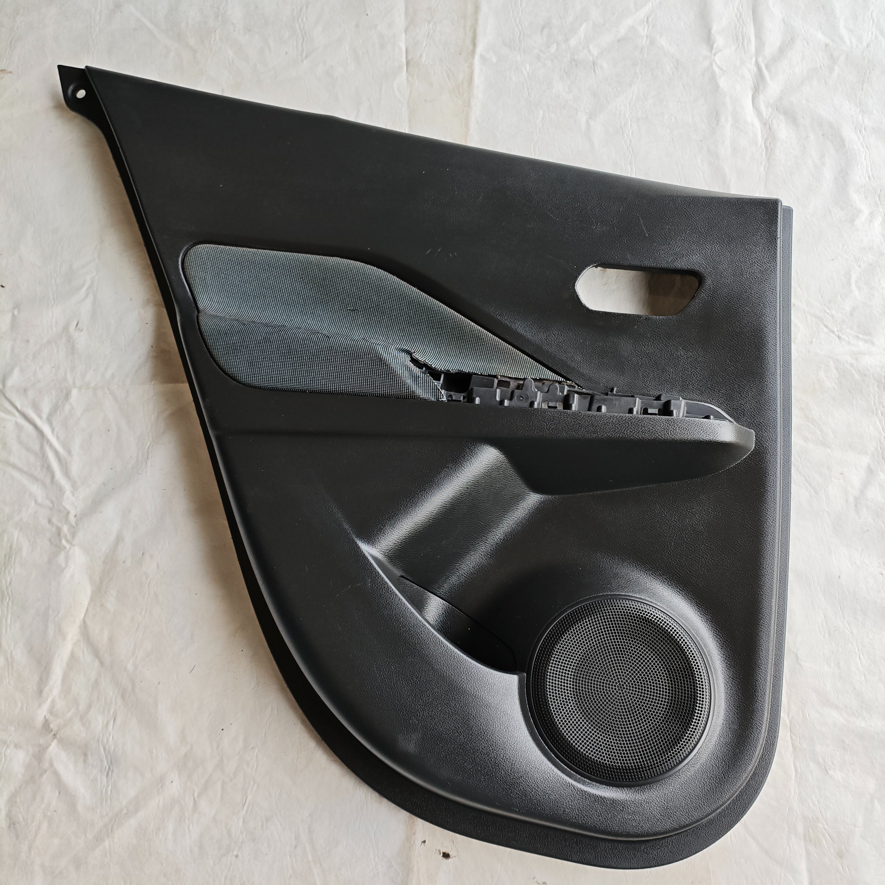 Forro Porta Traseira Esquerda Nissan Kicks