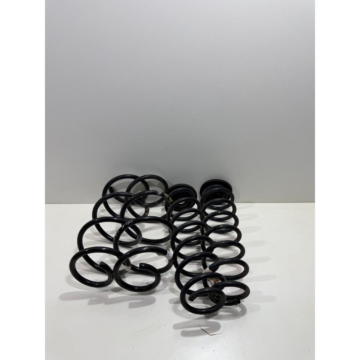 Jogo de Molas Original Polo Track 2025 (usado) 2QB511121 - Imagem 1