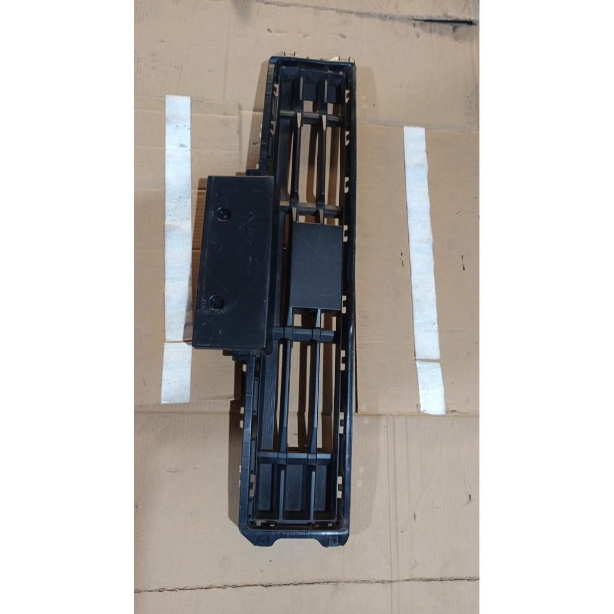 Grade Inferior Parachoque Hyundai Creta Plat 2025 Tem Detalh Preto