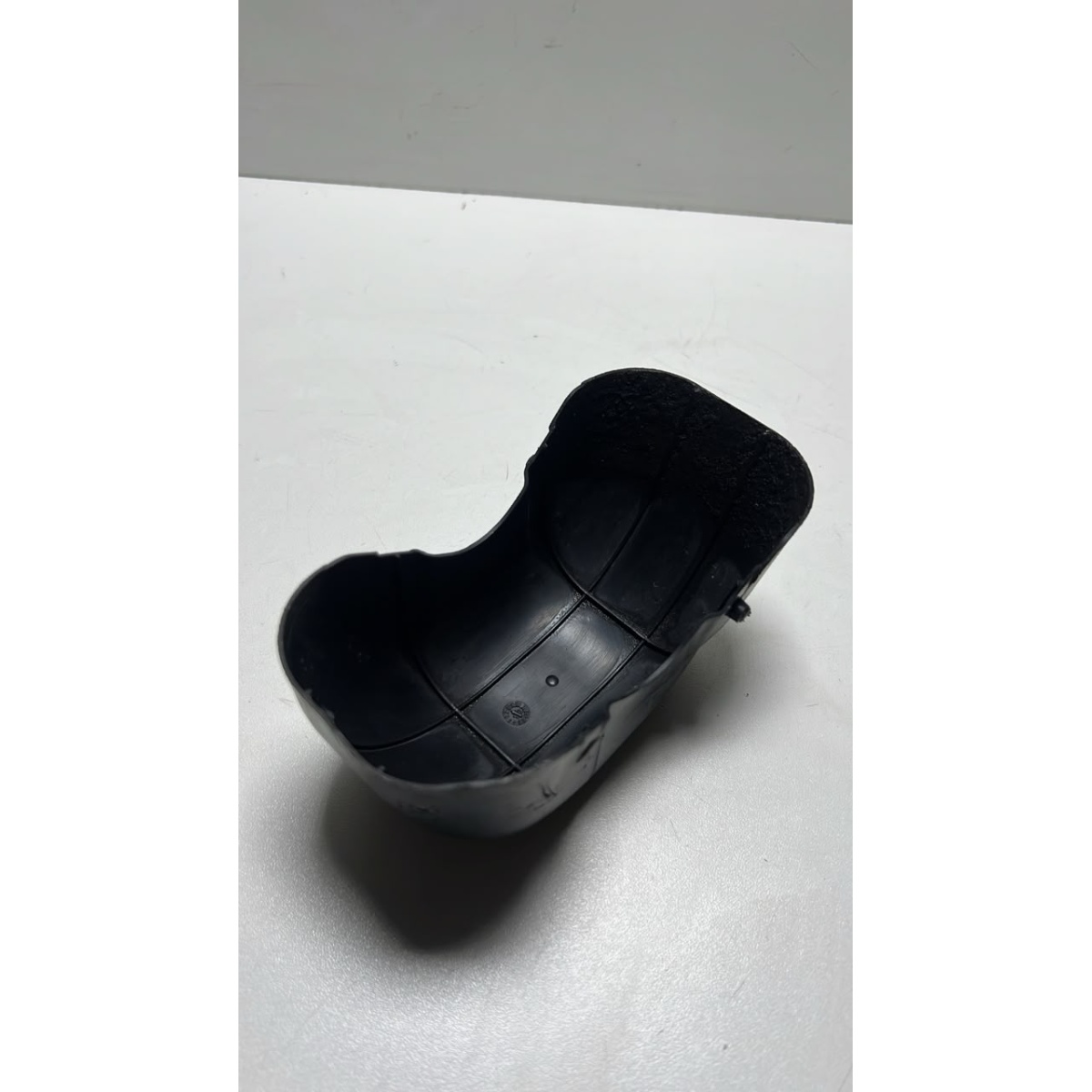Acabamento Suporte Tras Esq Audi Q3 2011 A 2021 1k0501475 - Imagem 2