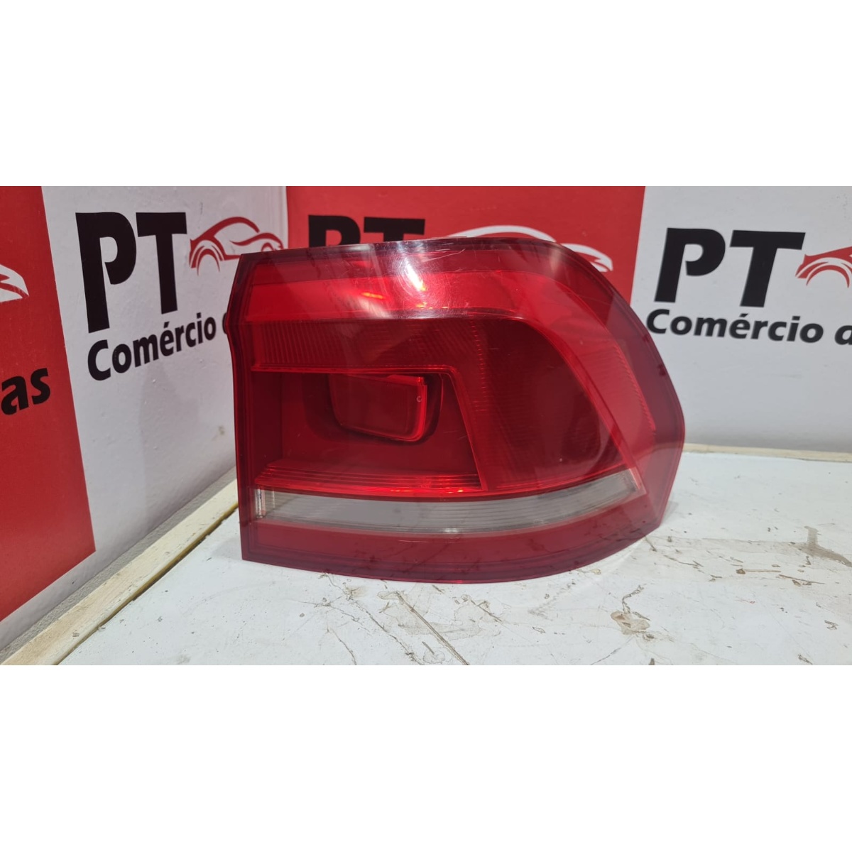 Lanterna Traseira Direita Vw Fox 2016 Direito/passageiro Ver - Imagem 1