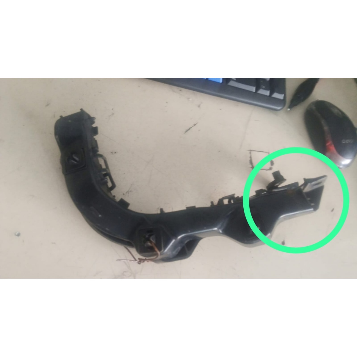 Par Guia Do Para-Choque Dianteiro Suzuki Vitara - Imagem 2