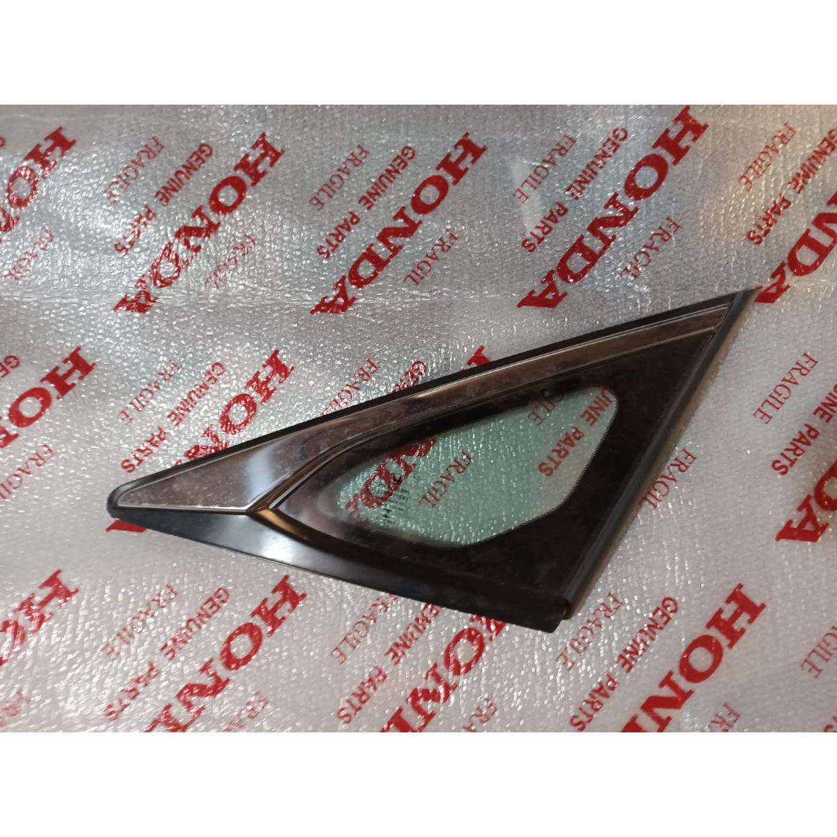 Vidro Traseiro Direito Honda Civic G10 - Imagem 3