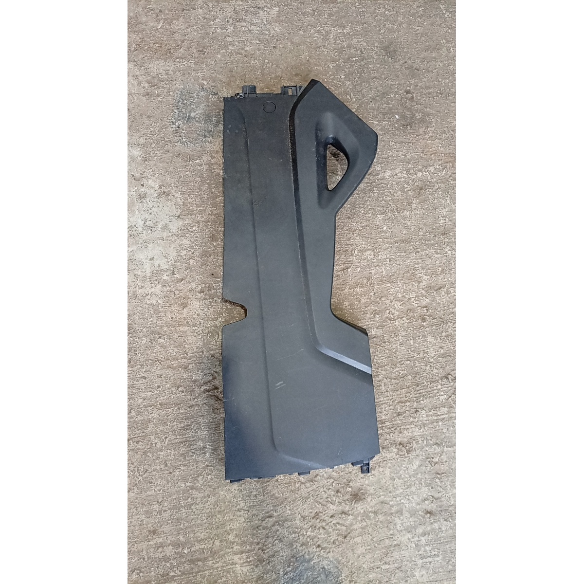 Acabamento Lateral Console Central Esquerdo Hyundai Ix35