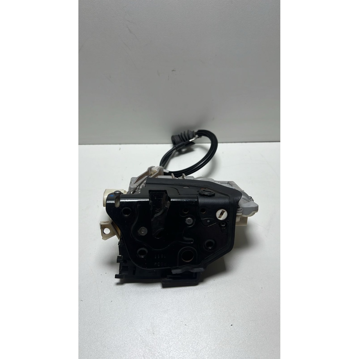 Trava Eletrica Tras Dir Passat B7 2011 A 2015 3C4839016A - Imagem 4