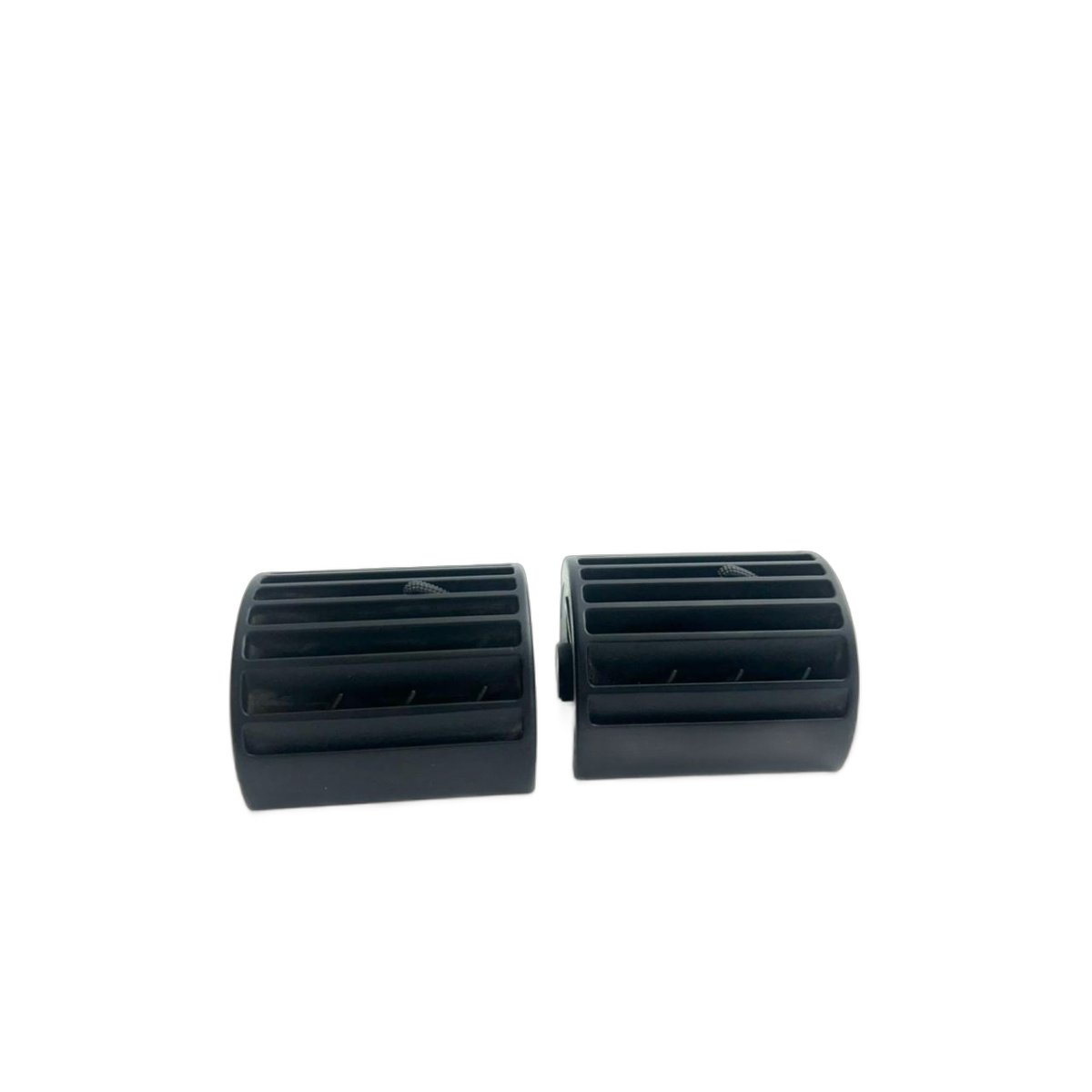 Par Difusores de Ar Lado Direito Audi A6 / A100 / S6 1996 - Imagem 3