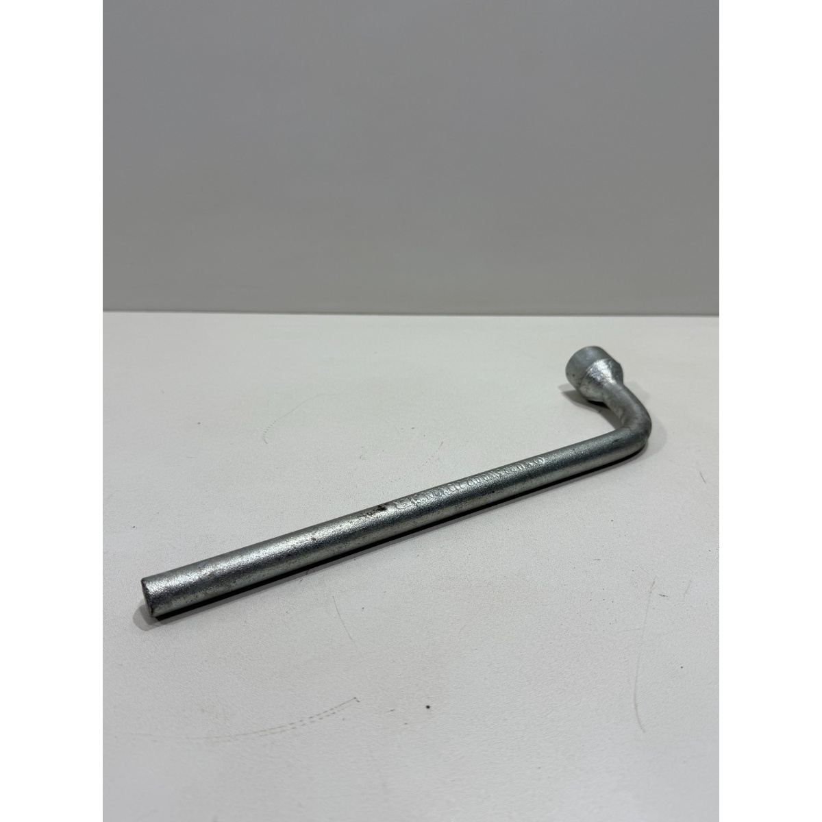 Chave De Roda Vw Polo Virtus T-cros (usado) 5w0012219k - Imagem 2