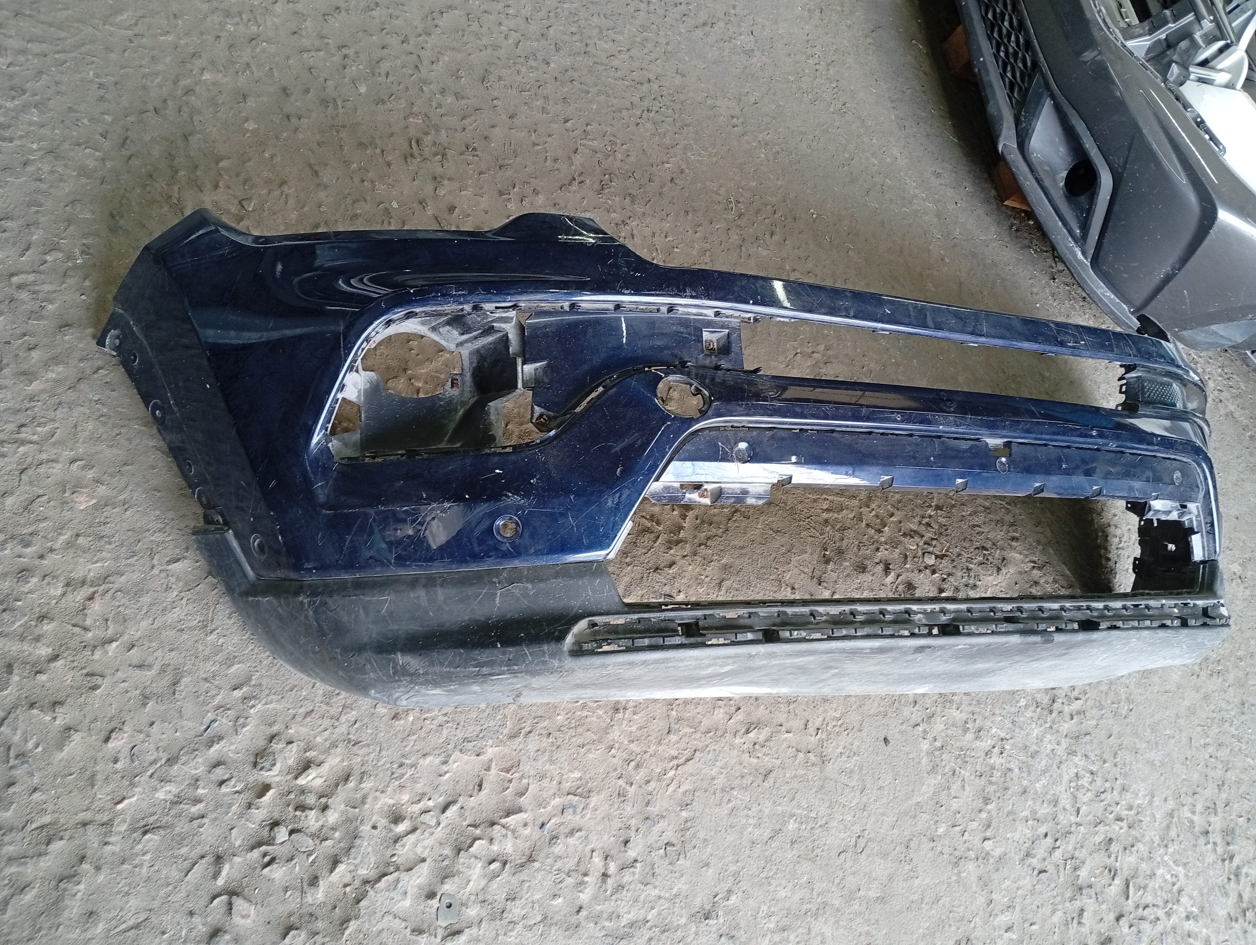 Para-choque dianteiro jeep Compass 21/25 - Imagem 2