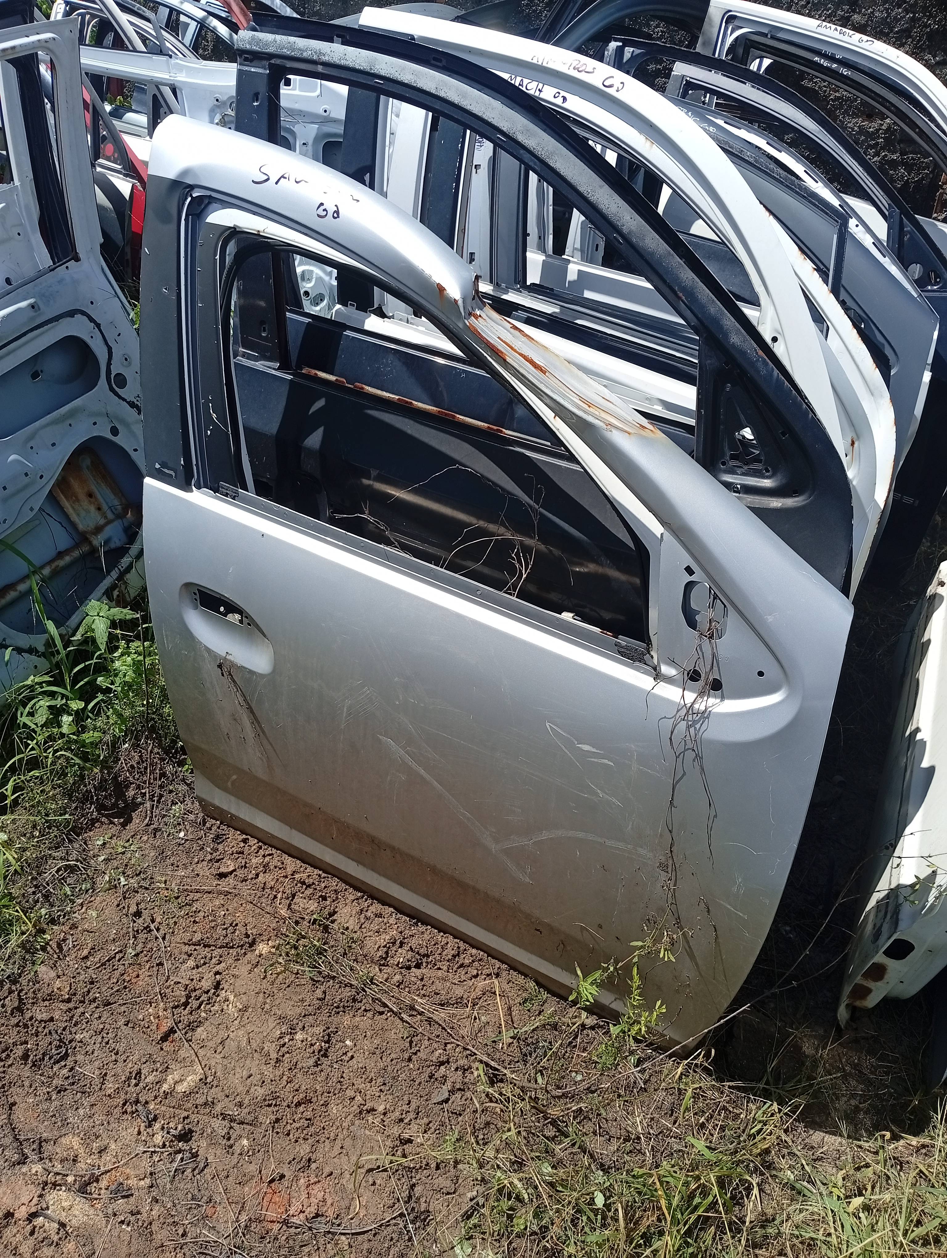 Porta Dianteira Renault Sandero 2015