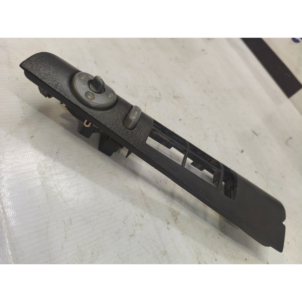 Moldura Comando Vidro Retrovisor Le S10 Blazer 96 A 04 c-det - Imagem 4