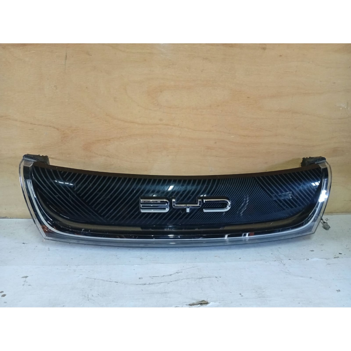 Grade Dianteira Byd Dolphin 2023 2024 2025 Emblema E Led - Imagem 2