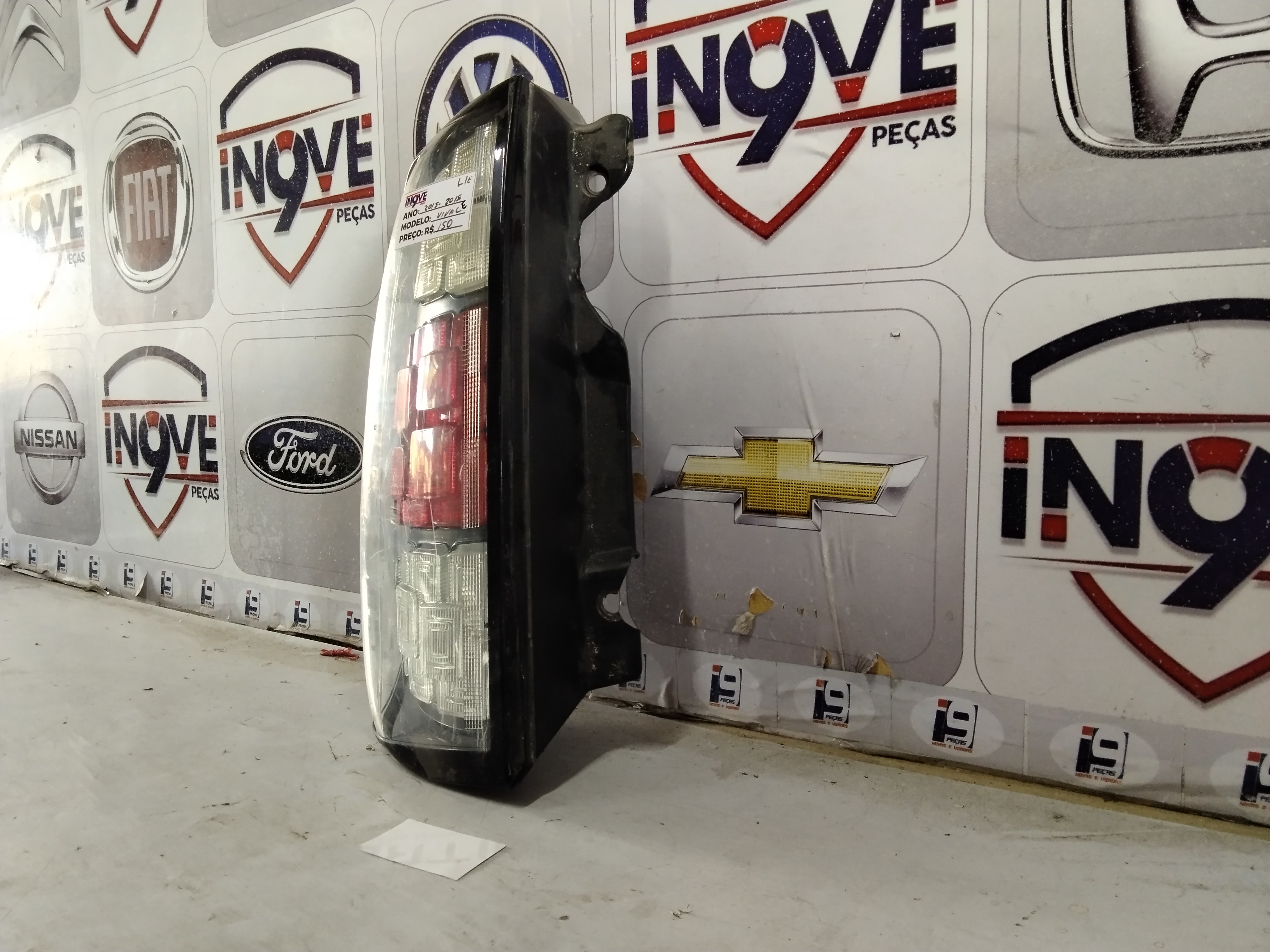 Lanterna Traseira Esquerda Fiat Uno Vivace - Imagem 3