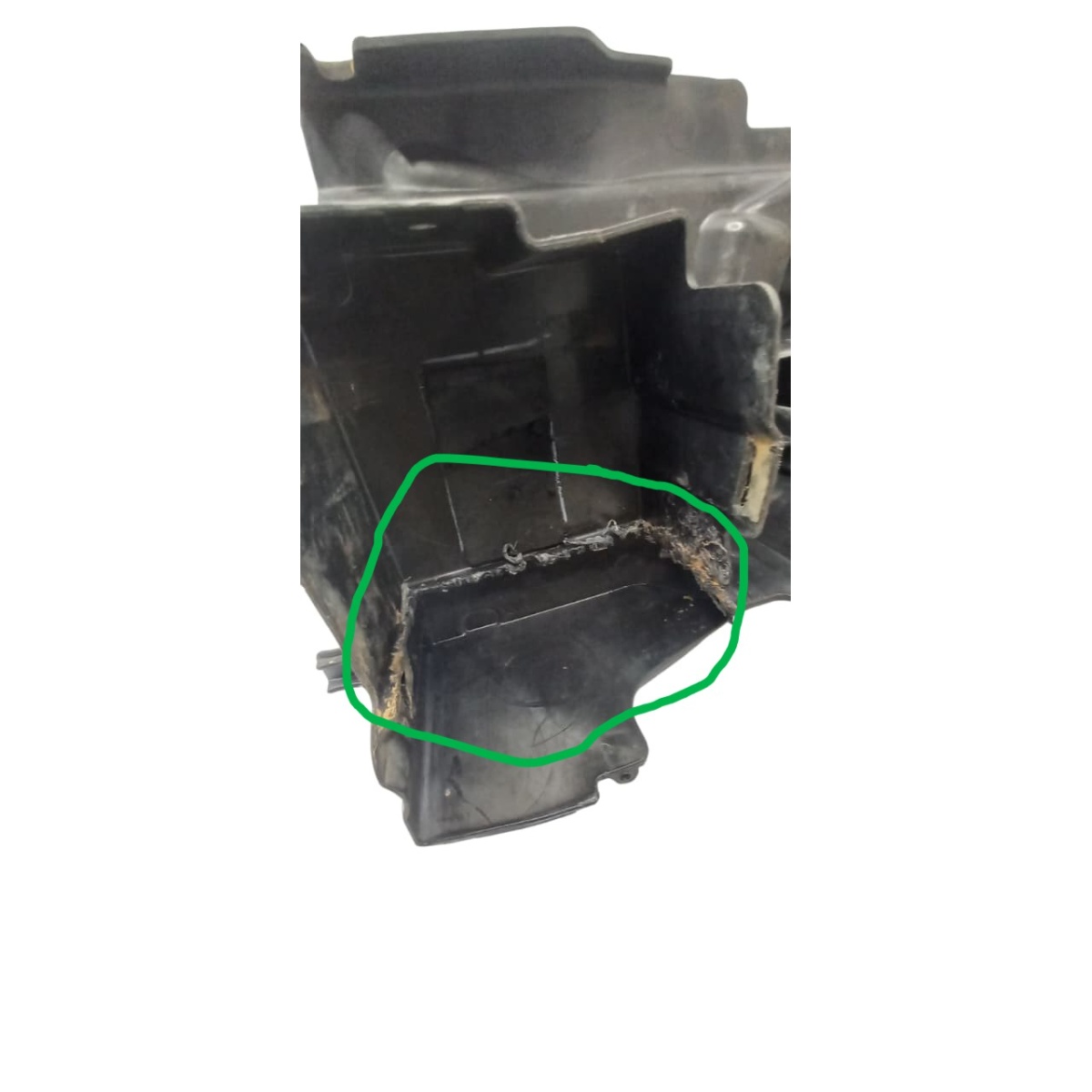 Caixa Bateria Xre 300 2009-2015 Original Detalhe - Imagem 3