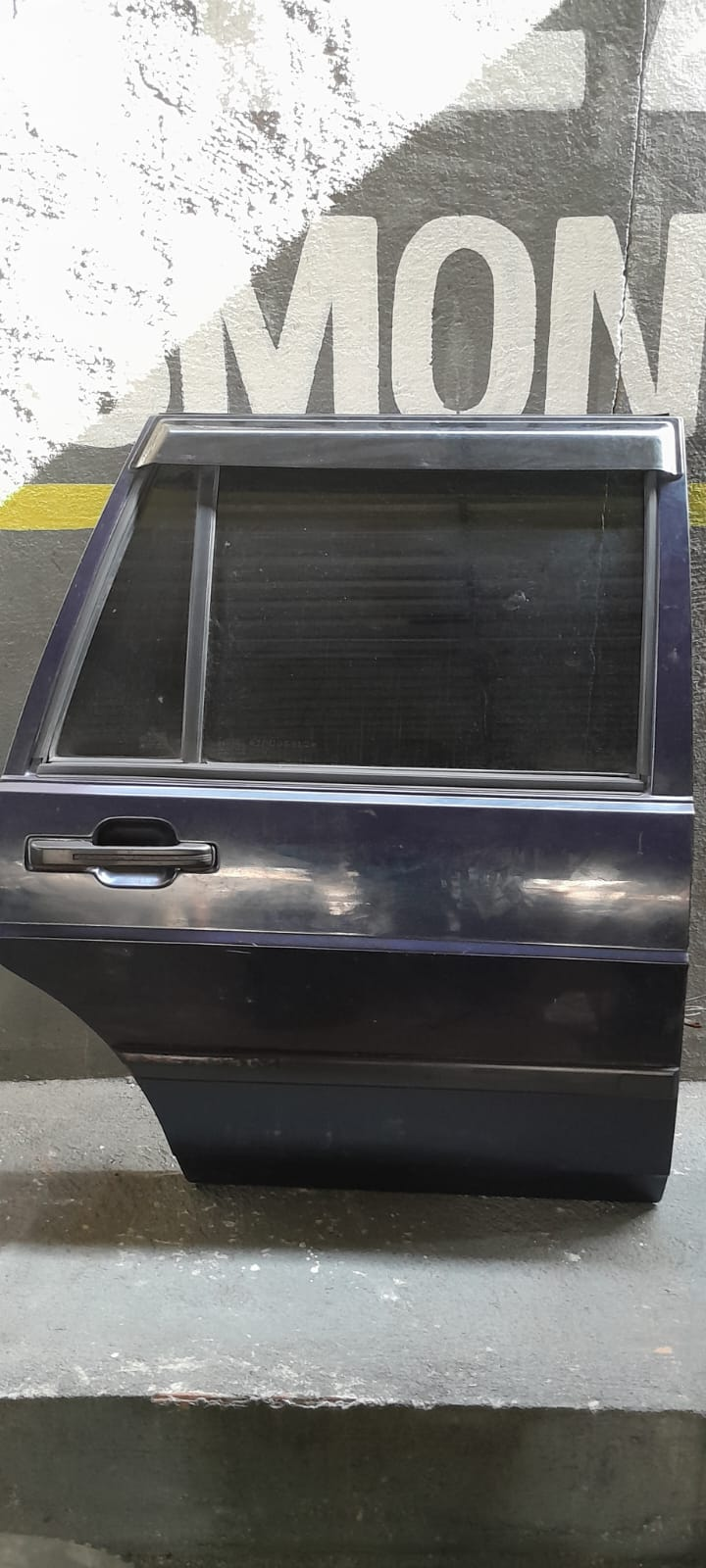 Porta traseira Volkswagen Santana 1992 A 1996 LD