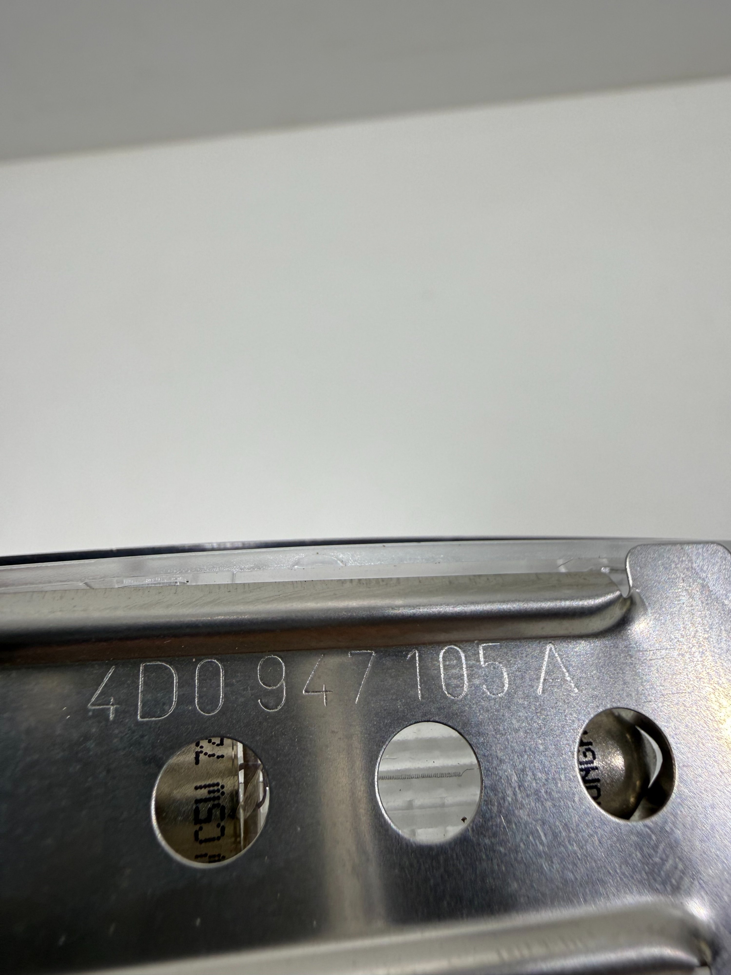 Luz de cortesia interna Audi A3 Sedan 4d0947105a - Imagem 6