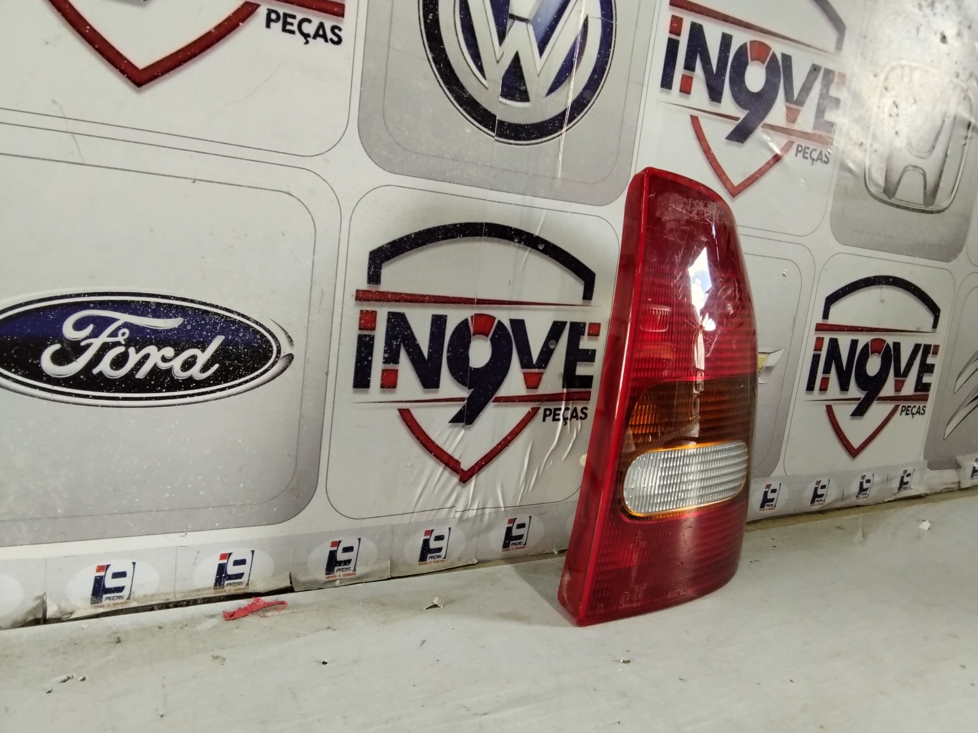 Lanterna traseira direita Corsa classic 1995 1998 - Imagem 2