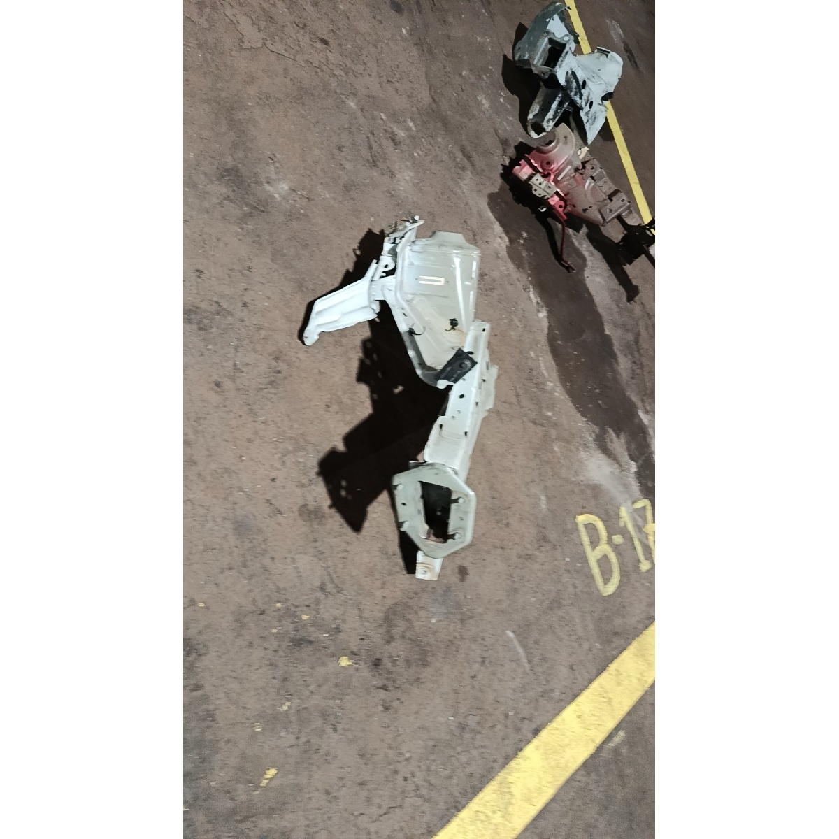 PONTA DE LONGARINA DIREITA NISSAN VERSA 2015 - Imagem 2