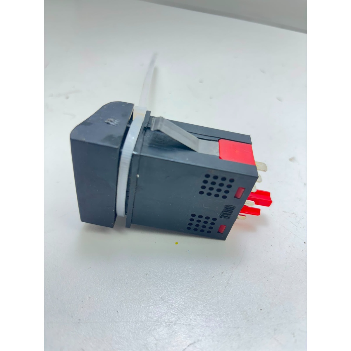 Interruptor Farol Milha Neblina Fox Crossfox Ori 5Z0941535J - Imagem 4